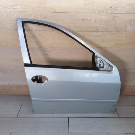 dver-peredniaia-pravaia-lifan-breez-kuzov-520-16i-mkpp-art-63762-big-0