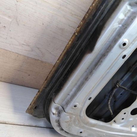 dver-zadniaia-levaia-kia-spectra-defekt-art-63763-big-3