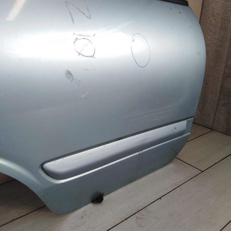 dver-zadniaia-pravaia-xetcbek-nissan-almera-n16-art-64170-big-1