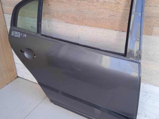 dver-zadniaia-pravaia-skoda-superb-art-64309