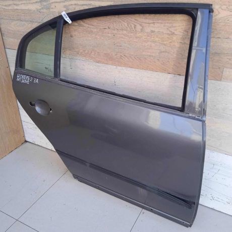 dver-zadniaia-pravaia-skoda-superb-art-64309-big-0