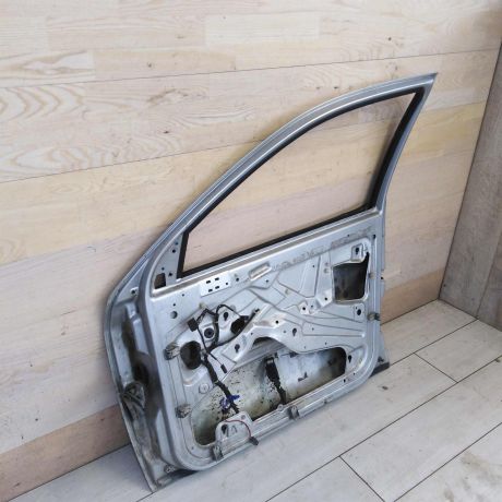 dver-peredniaia-pravaia-skoda-octavia-tour-defekt-art-65851-big-7