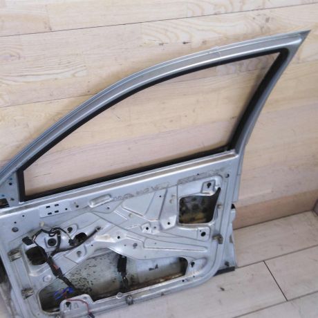 dver-peredniaia-pravaia-skoda-octavia-tour-defekt-art-65851-big-2