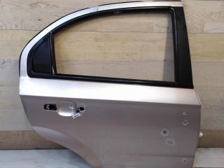 dver-zadniaia-pravaia-defekt-chevrolet-aveo-t250-sedan-art-67215