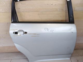 dver-zadniaia-pravaia-toyota-corolla-verso-i-restailing-art-67474