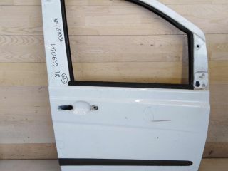 dver-peredniaia-pravaia-mercedes-vito-w639-art-71959