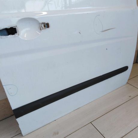 dver-peredniaia-pravaia-mercedes-vito-w639-art-71959-big-6