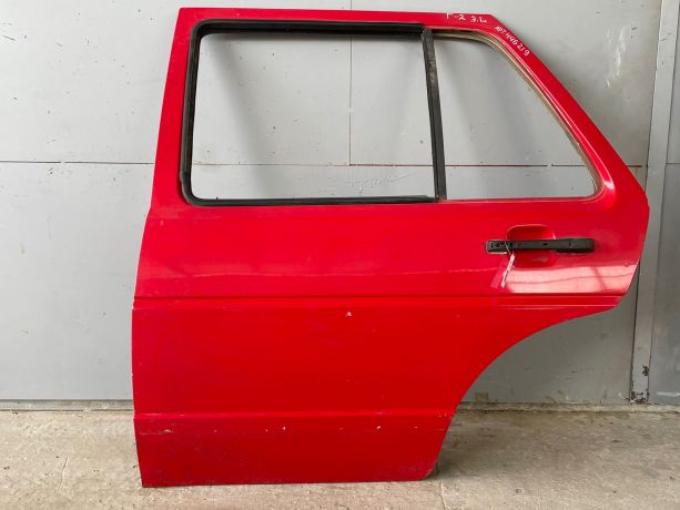 dver-zadniaia-levaia-volkswagen-golf-2-original-art-72405-big-0