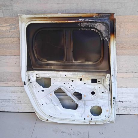 dver-zadniaia-levaia-lada-largus-art-73409-big-1