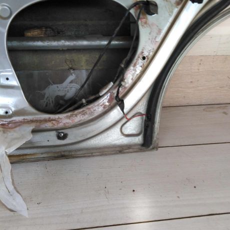 dver-zadniaia-pravaia-opel-vectra-b-defekty-sedan-art-73540-big-6