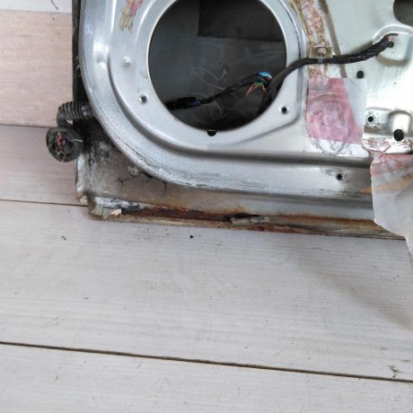 dver-zadniaia-pravaia-opel-vectra-b-defekty-sedan-art-73540-big-5