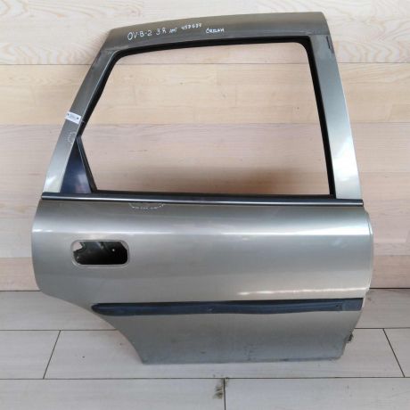 dver-zadniaia-pravaia-opel-vectra-b-defekty-sedan-art-73540-big-0