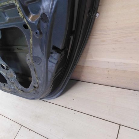 dver-zadniaia-pravaia-nissan-primera-p12-defekty-na-foto-sedan-art-73616-big-2