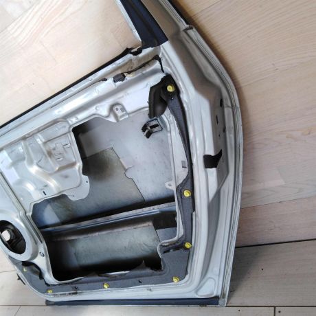 dver-zadniaia-pravaia-ford-galaxy-volkswagen-sharan-seat-alhambra-i-defekty-na-foto-art-74401-big-6