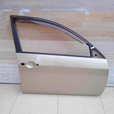 dver-peredniaia-pravaia-nissan-primera-p12-art-75646-big-0