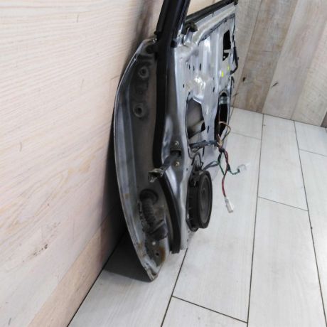 dver-peredniaia-pravaia-toyota-corolla-e120-xetcbek-art-79008-big-6