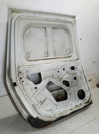 dver-zadniaia-levaia-lada-largus-art-80238-big-1