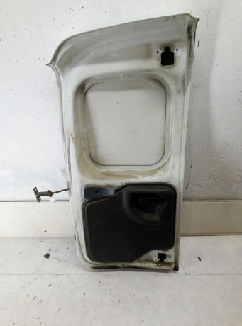 dver-zadniaia-pravaia-bagaznika-lada-largus-art-80257-big-1