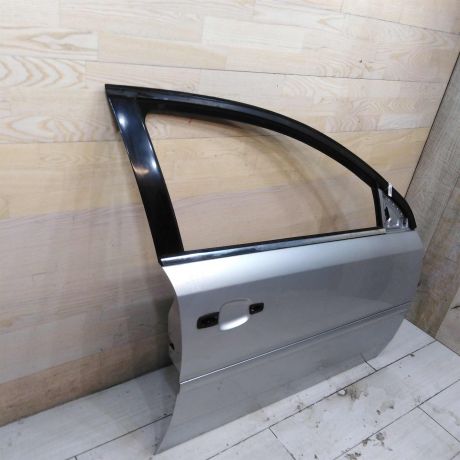 dver-peredniaia-pravaia-opel-vectra-c-art-80957-big-0