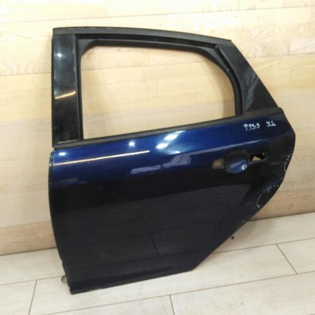 dver-zadniaia-levaia-ford-focus-3-art-82369-big-0