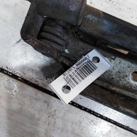 napravliaiushhaia-dveri-sdviznoi-pravaia-mercedes-vito-w638-art-83749-big-4