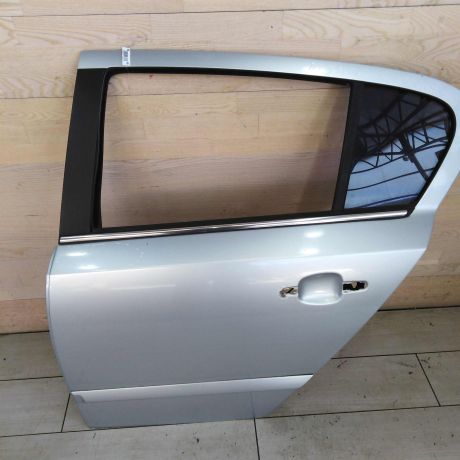 dver-zadniaia-levaia-opel-astra-h-art-83894-big-0