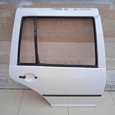 dver-zadniaia-pravaia-volkswagen-golf-4-universal-art-84312-big-0