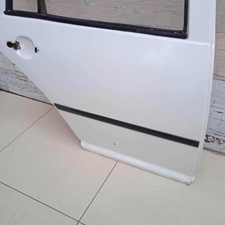 dver-zadniaia-pravaia-volkswagen-golf-4-universal-art-84312-big-8