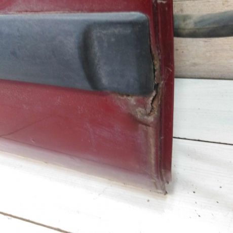 dver-zadniaia-pravaia-mitsubishi-carisma-art-84804-big-1