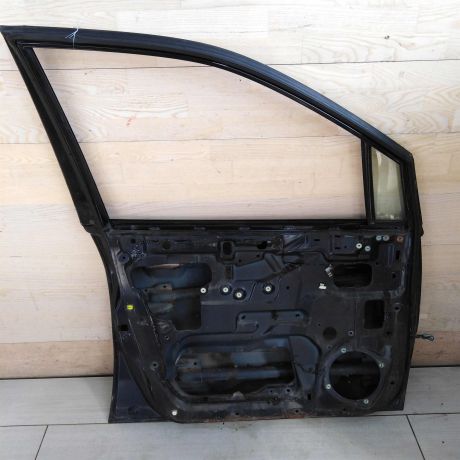 dver-peredniaia-levaia-mitsubishi-space-wagon-iii-restailing-art-89153-big-4