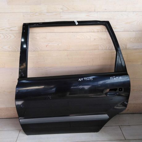 dver-zadniaia-levaia-mitsubishi-space-wagon-iii-restailing-art-89154-big-0