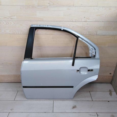 dver-zadniaia-levaia-ford-mondeo-3-art-89656-big-0