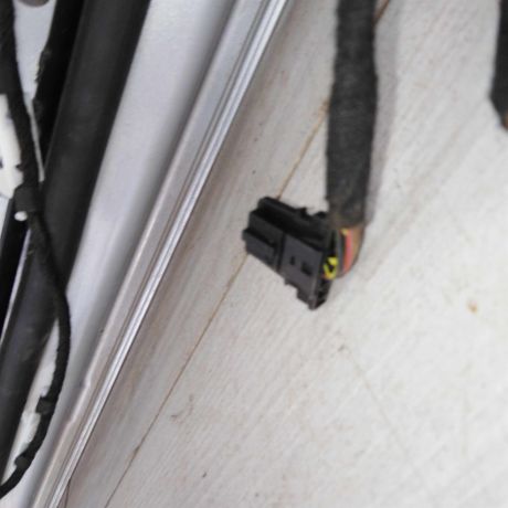 dver-peredniaia-levaia-audi-a6-c6-art-90982-big-5