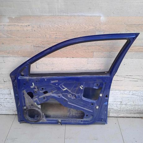 dver-peredniaia-pravaia-skoda-octavia-i-a4-art-91800-big-1