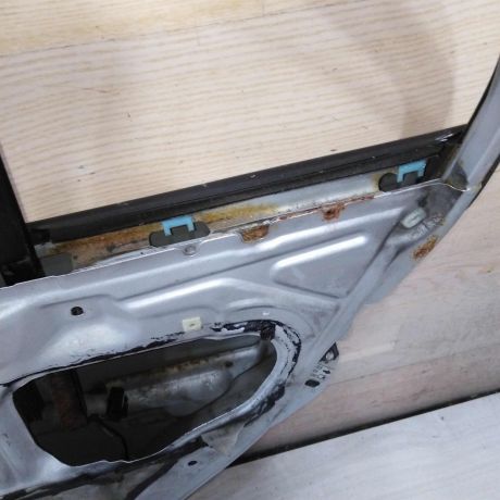 dver-zadniaia-pravaia-hyundai-accent-ii-art-93466-big-2