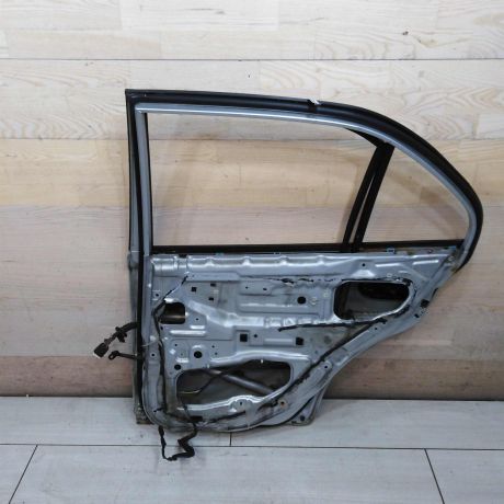 dver-zadniaia-pravaia-hyundai-accent-ii-art-93466-big-4