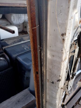 dver-peredniaia-pravaia-hyundai-accent-ii-art-93467-big-9