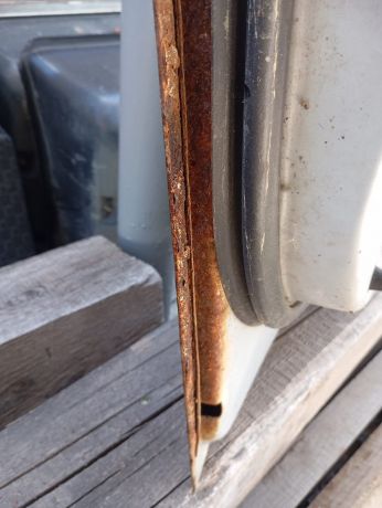 dver-peredniaia-pravaia-hyundai-accent-ii-art-93467-big-7