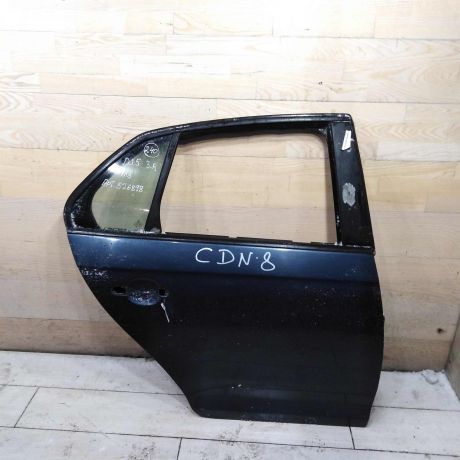 dver-zadniaia-pravaia-volkswagen-jetta-5-art-96298-big-0