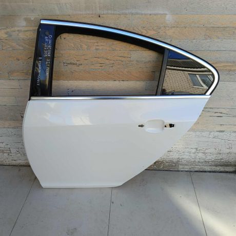 zadniaia-levaia-dver-opel-insignia-i-art-97551-big-0
