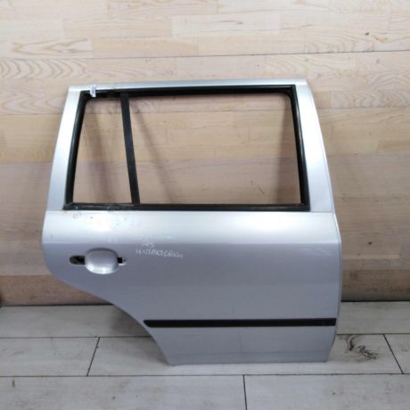 dver-zadniaia-pravaia-skoda-octavia-i-a4-restailing-universal-art-98355-big-0