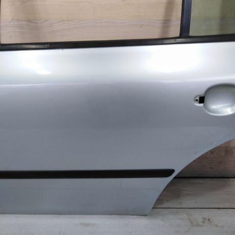 dver-zadniaia-levaia-skoda-octavia-i-a4-universal-art-98511-big-1