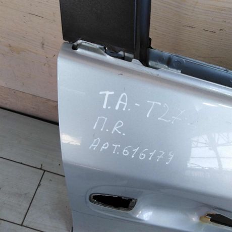 dver-peredniaia-pravaia-toyota-avensis-iii-art-99260-big-1