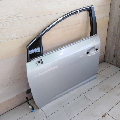 dver-peredniaia-levaia-toyota-avensis-iii-art-99262-big-1