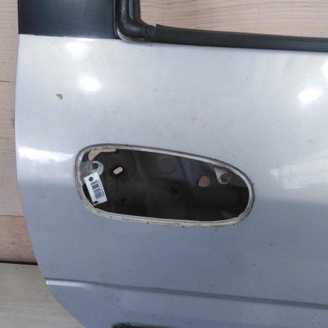 dver-zadniaia-pravaia-hyundai-matrix-art-99360-big-1