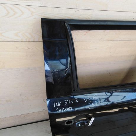 dver-zadniaia-pravaia-skoda-yeti-i-art-99467-big-2