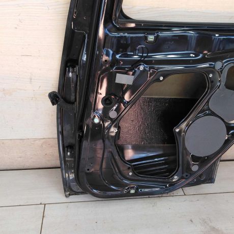 dver-zadniaia-pravaia-skoda-yeti-i-art-99467-big-4