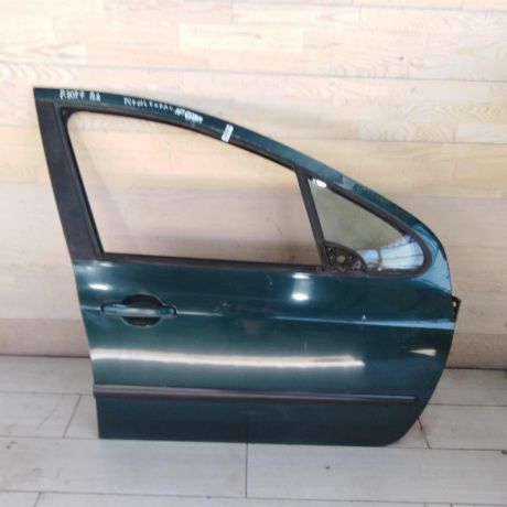 dver-peredniaia-pravaia-peugeot-307-art-100267-big-0