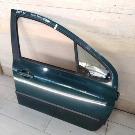 dver-peredniaia-pravaia-peugeot-307-art-100267-big-1