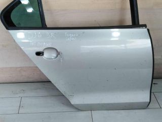 dver-zadniaia-pravaia-volkswagen-jetta-vi-art-100859